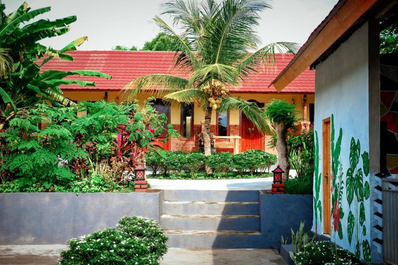 Eco Moringa Garden Hotel Banyuwedang Ngoại thất bức ảnh